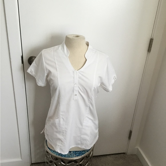 NRG By Barco White Scrub Top Size Small $ 25 - Picture 1 of 9